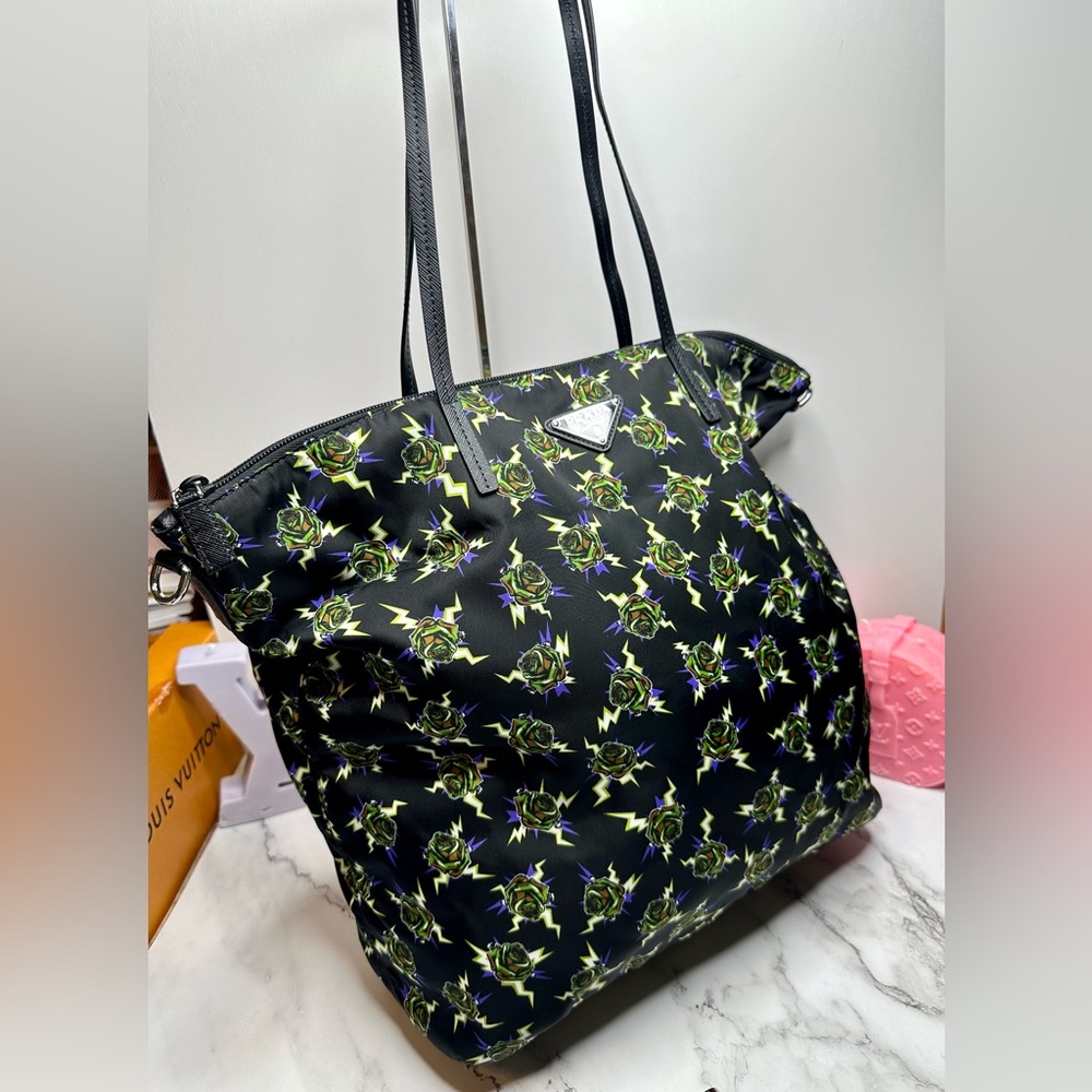 NEW! Limited Edition Prada x Frankenstein Rose Print Nylon Convertible Tote - Picture 7 of 15